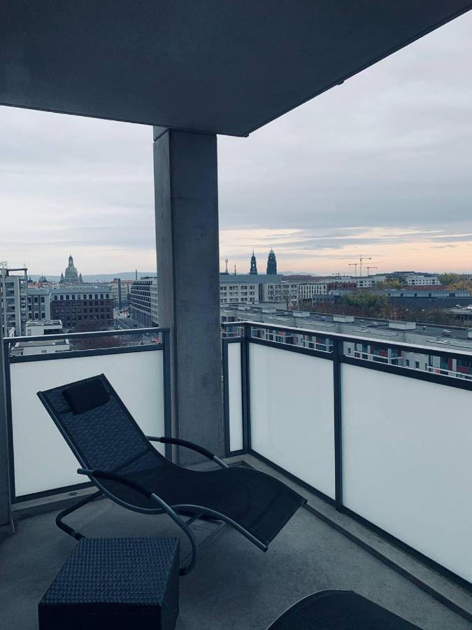Apartment Mit Penthouse Charakter In Dresden Luaran gambar